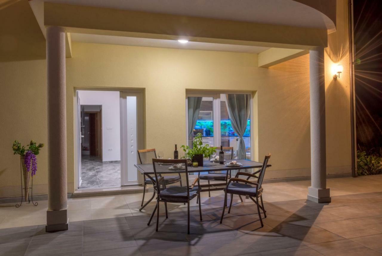 Villa Scolopax Rusticola Skradin With Heated Pool Εξωτερικό φωτογραφία